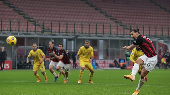 Ibrahimovic contro il Verona Ibrahimovic contro il Verona