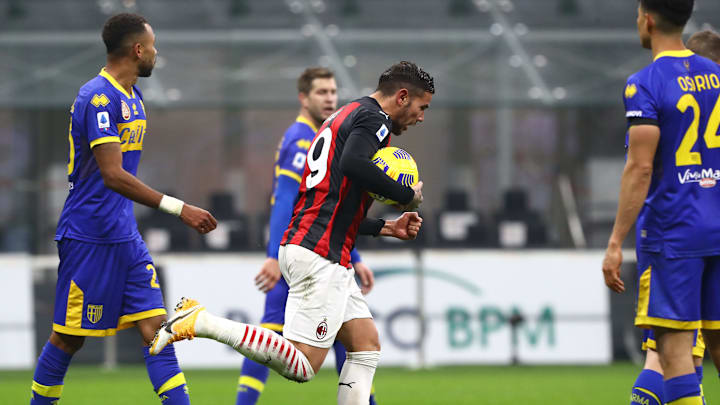 AC Milan v Parma Calcio - Serie A AC Milan v Parma Calcio - Serie A