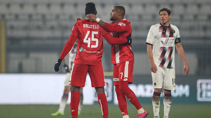 Balotelli pasó de ser una gran promesa a convertirse en un jugador más del Monza Balotelli pasó de ser una gran promesa a convertirse en un jugador más del Monza