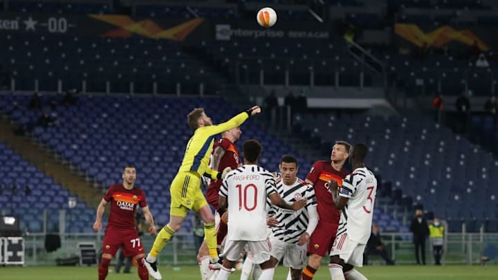 Man United reach Europa final; Arsenal are knocked out