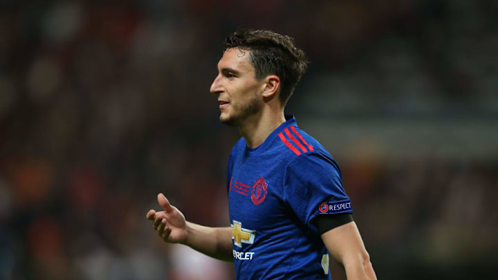 Darmian fue de más a menos en Manchester