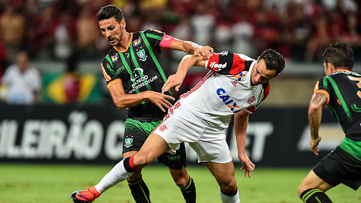 Guerreiro se aposentou no América-MG.