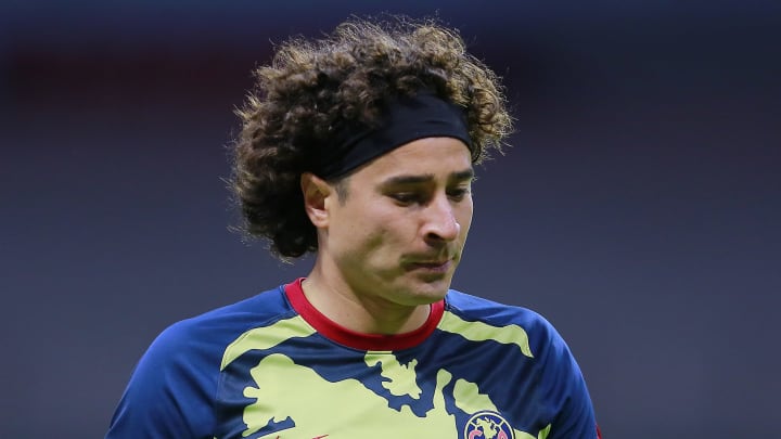 Guillermo Ochoa ha dado positivo a Covid-19
