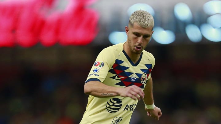 Guido Rodríguez le juega chueco al América con Emanuel Aguilera
