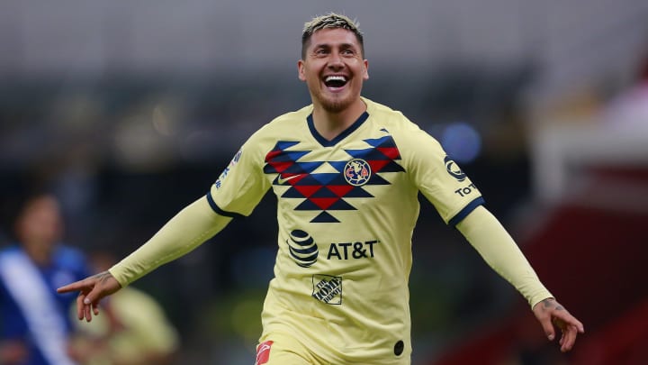 El jugador Nicolás Castillo celebra un gol con América. El jugador Nicolás Castillo celebra un gol con América.