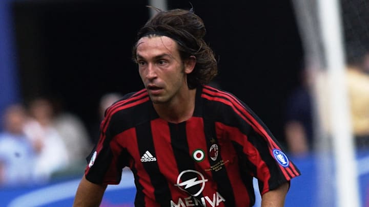 Pirlo vistiendo la camiseta del Milan