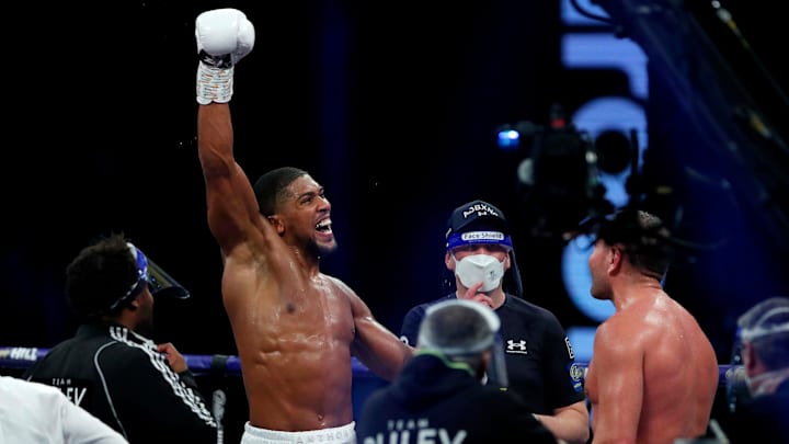 El promotor, Bob Arum, quiere llevar la pelea entre Anthony Joshua y Tyson Fury al Reino Unido 