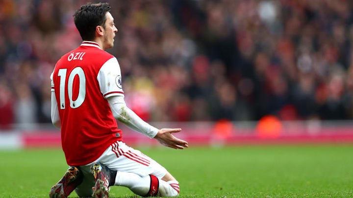 Mesut Özil, un joueur de grand talent mais aussi un intermittent du spectacle 