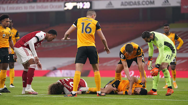 Raul Jimenez e David Luiz, Wolverhampton-Arsenal Raul Jimenez e David Luiz, Wolverhampton-Arsenal