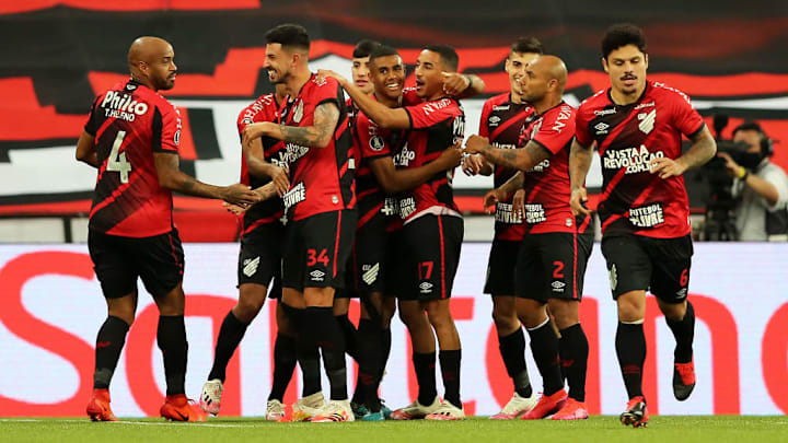 Athletico Paranaense v  Colo-Colo - Copa CONMEBOL Libertadores 2020