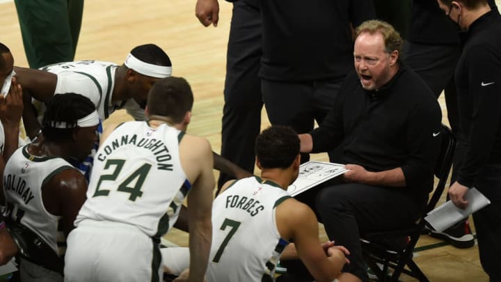 A pesar de los pocos minutos en cancha, la segunda unidad de los Bucks ha quedado a deber durante la serie