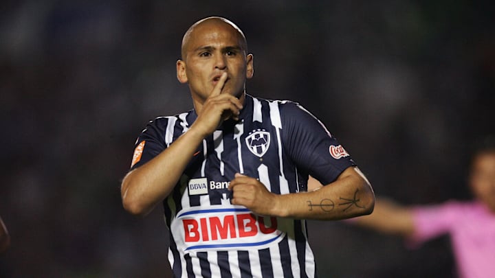 Humberto Suazo, leyenda de los Rayados de Monterrey Humberto Suazo, leyenda de los Rayados de Monterrey