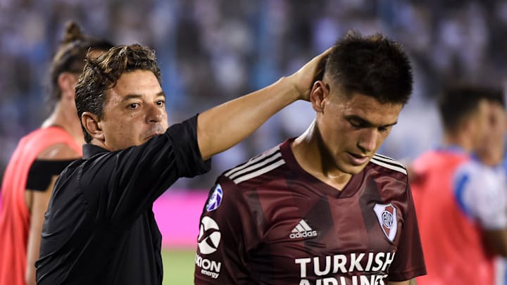 River Plate - Marcelo Gallardo y su banca a los juveniles. River Plate - Marcelo Gallardo y su banca a los juveniles.