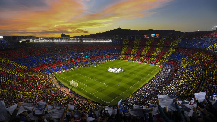 Ici, le Camp Nou, stade du FC Barcelone, à guichets fermés lors d'une demi-finale de C1 contre Liverpool en 2019.