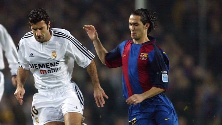 Luis García en un clásico ante Real Madrid