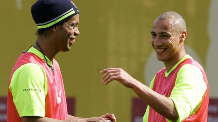 Ronaldinho a toujours été proche d'Henrik Larsson.