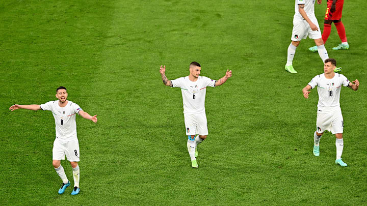 Jorginho, Verratti e Barella Jorginho, Verratti e Barella