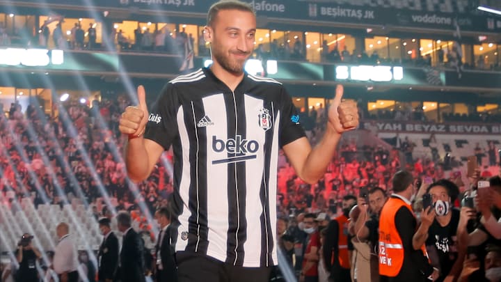 Cenk Tosun şampiyonluk töreninde Cenk Tosun şampiyonluk töreninde