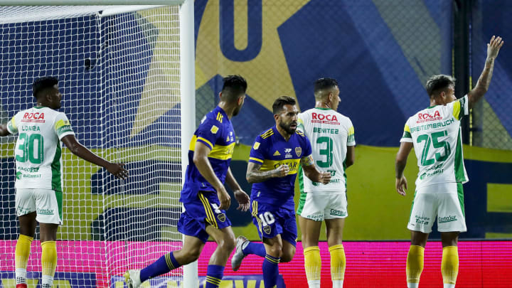 Boca Juniors v Defensa y Justicia - Copa De La Liga Profesional 2021 - Tevez festeja su gol.