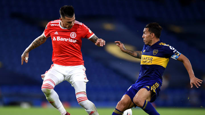 Boca Juniors v Internacional - Copa CONMEBOL Libertadores 2020 - Tevez pelea contra Cuesta. Boca Juniors v Internacional - Copa CONMEBOL Libertadores 2020 - Tevez pelea contra Cuesta.
