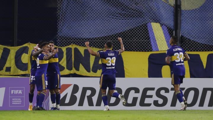 Boca sigue ganando de la mano del Apache y los pibes. Boca sigue ganando de la mano del Apache y los pibes.