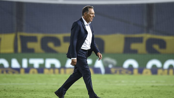 Boca Juniors v Sarmiento - Copa De La Liga Profesional 2021 - Russo se marcha cabizbajo. Boca Juniors v Sarmiento - Copa De La Liga Profesional 2021 - Russo se marcha cabizbajo.
