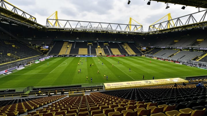 Borussia Dortmund v FC Schalke 04 - Bundesliga