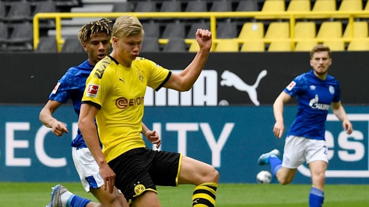 Borussia Dortmund v FC Schalke 04 - Bundesliga