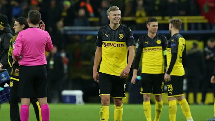Borussia Dortmund v Paris Saint-Germain - UEFA Champions League Round of 16: First Leg