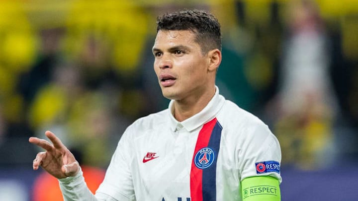 Borussia Dortmund v Paris Saint-Germain - UEFA Champions League Round of 16: First Leg