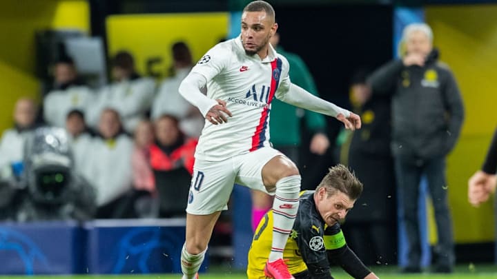 Borussia Dortmund v Paris Saint-Germain - UEFA Champions League Round of 16: First Leg