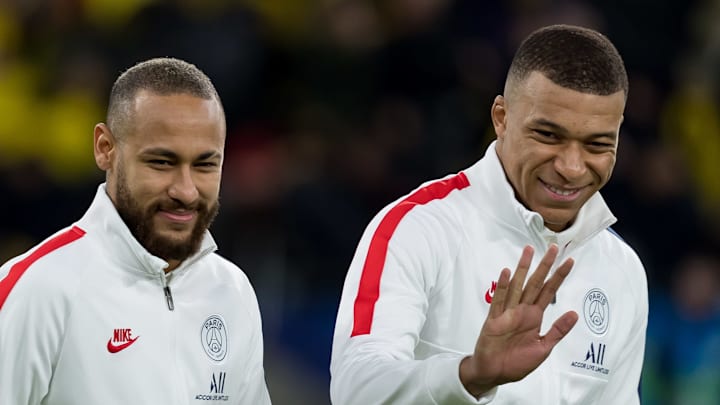 Borussia Dortmund v Paris Saint-Germain - UEFA Champions League Round of 16: First Leg Borussia Dortmund v Paris Saint-Germain - UEFA Champions League Round of 16: First Leg