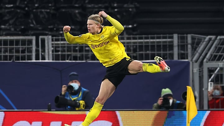 Borussia Dortmund v Sevilla FC - UEFA Champions League Round Of 16 Leg Two Borussia Dortmund v Sevilla FC - UEFA Champions League Round Of 16 Leg Two