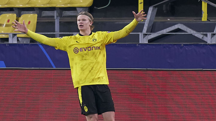 Borussia Dortmund v Sevilla FC - UEFA Champions League Round Of 16 Leg Two Borussia Dortmund v Sevilla FC - UEFA Champions League Round Of 16 Leg Two