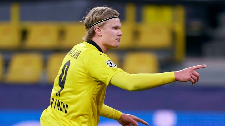 Borussia Dortmund v Sevilla FC  - UEFA Champions League Round Of 16 Leg Two