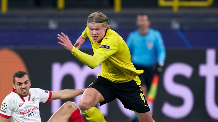 Borussia Dortmund v Sevilla FC  - UEFA Champions League Round Of 16 Leg Two
