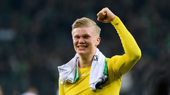 Borussia Moenchengladbach v Borussia Dortmund - Bundesliga