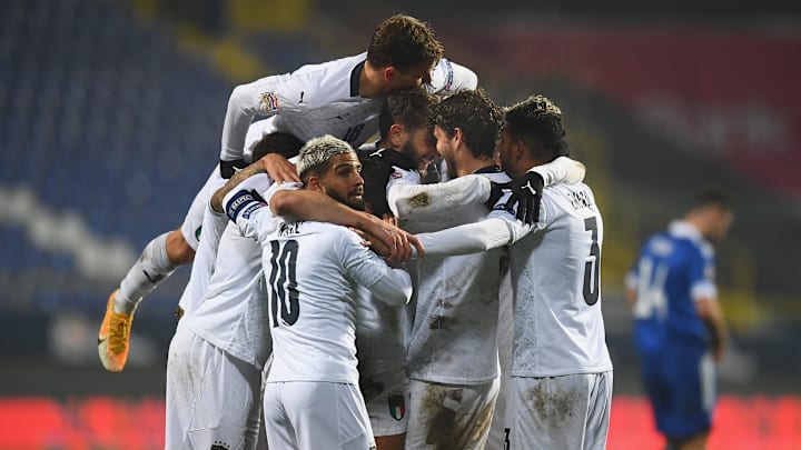 Il gruppo festeggia la vittoria sulla Bosnia in Nations League Il gruppo festeggia la vittoria sulla Bosnia in Nations League