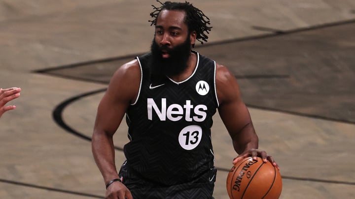 James Harden tuvo una brillante actuación ante Knicks