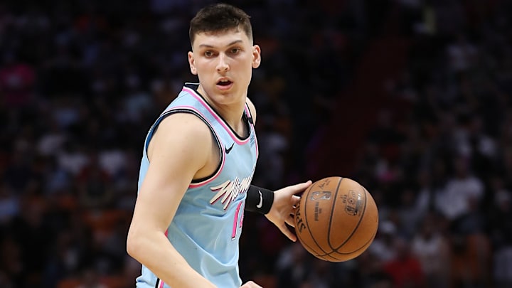 Tyler Herro durante un encuentro de Miami