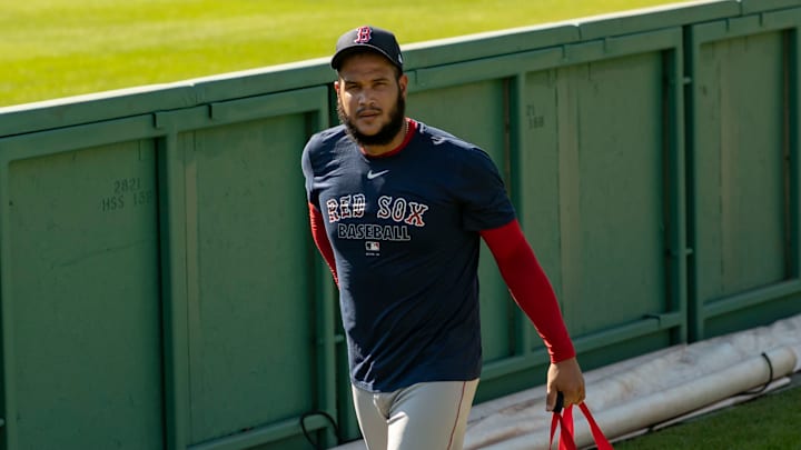 Rodríguez no pudo comenzar la temporada de la MLB en el roster activo de los Medias Rojas