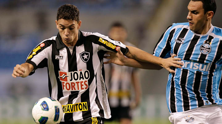 Botafogo v Gremio - Serie A
