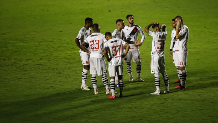 Vasco, Cruzeiro e Botafogo estrearam com tropeço na Série B do Brasileirão 2021.