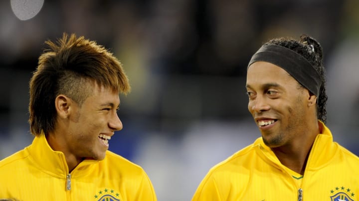 Neymar dan Ronaldinho Neymar dan Ronaldinho