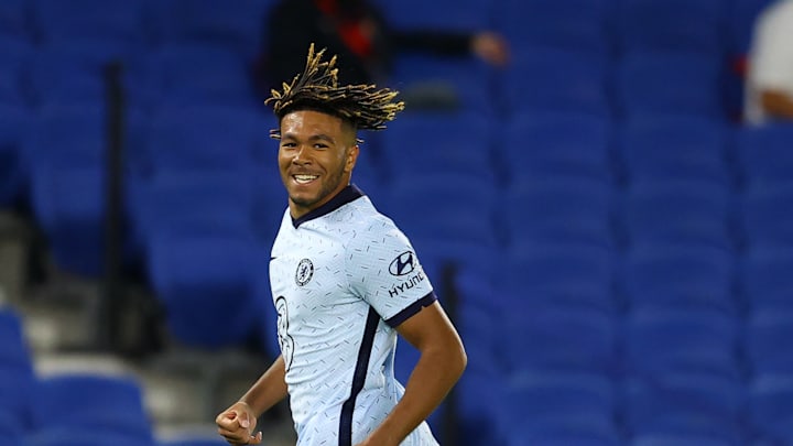 Brighton & Hove Albion v Chelsea - Premier League Brighton & Hove Albion v Chelsea - Premier League