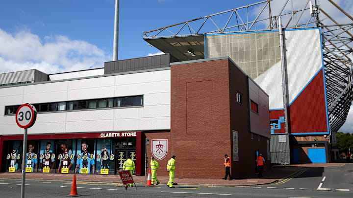 Burnley FC v Chelsea - Premier League