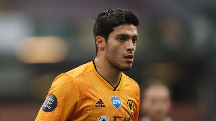 Burnley FC v Wolverhampton Wanderers - Premier League