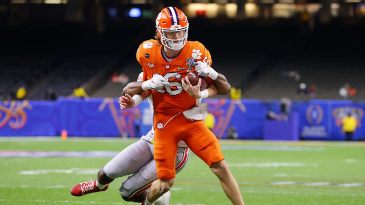 Lawrence logró una legendaria carrera de NCAA rompiendo todo tipo de marcas