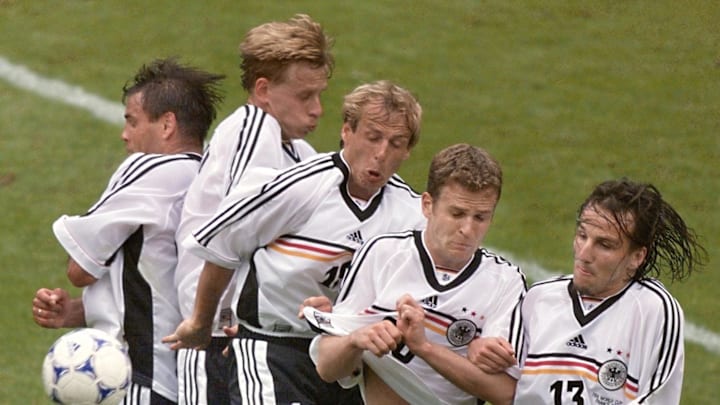 CUP-FR98-GER-YUG-GERMANS CUP-FR98-GER-YUG-GERMANS