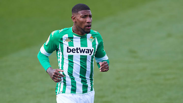 Ex-Galo, Emerson Royal tem bons números pelo Real Betis. Vai reforçar o Barcelona? Ex-Galo, Emerson Royal tem bons números pelo Real Betis. Vai reforçar o Barcelona?